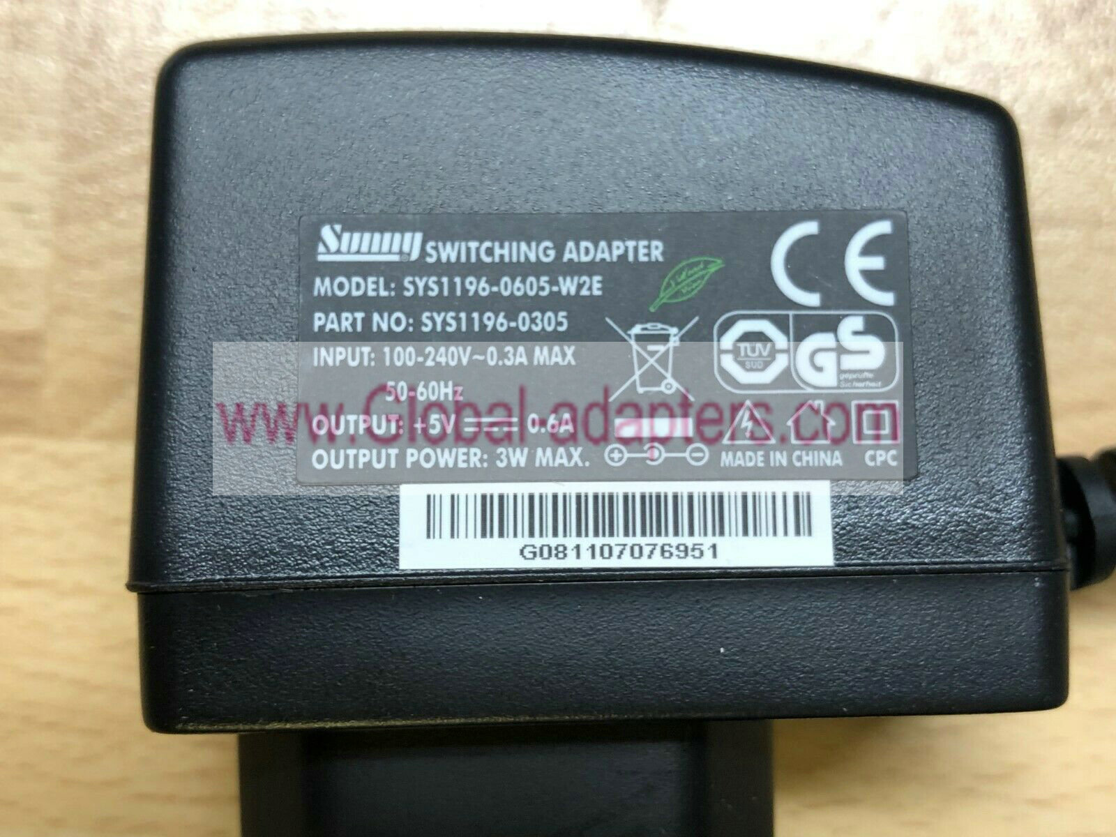 NEW Sunny SYS1196-0605-W2E 5V 0.6A 3W AC ADAPTER Power Supply - Click Image to Close